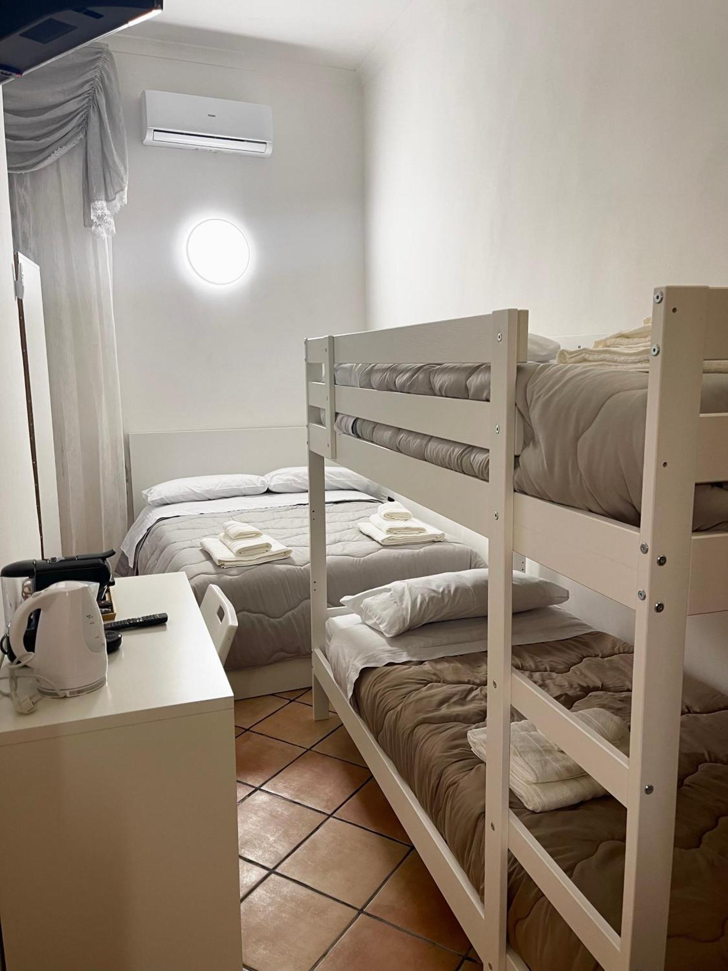 نابولي House Caracciolo By Loveinthetravel المظهر الخارجي الصورة